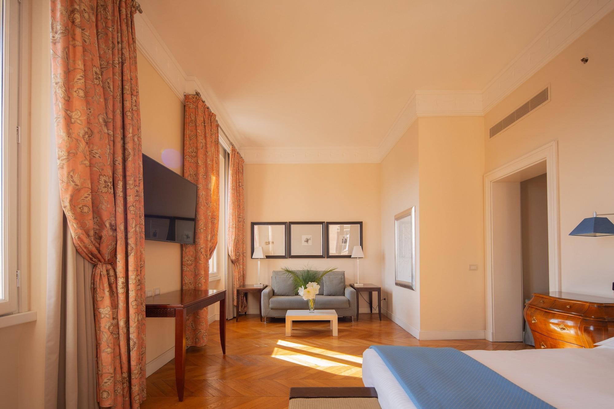 Hotel Rose Garden Palace 4*
