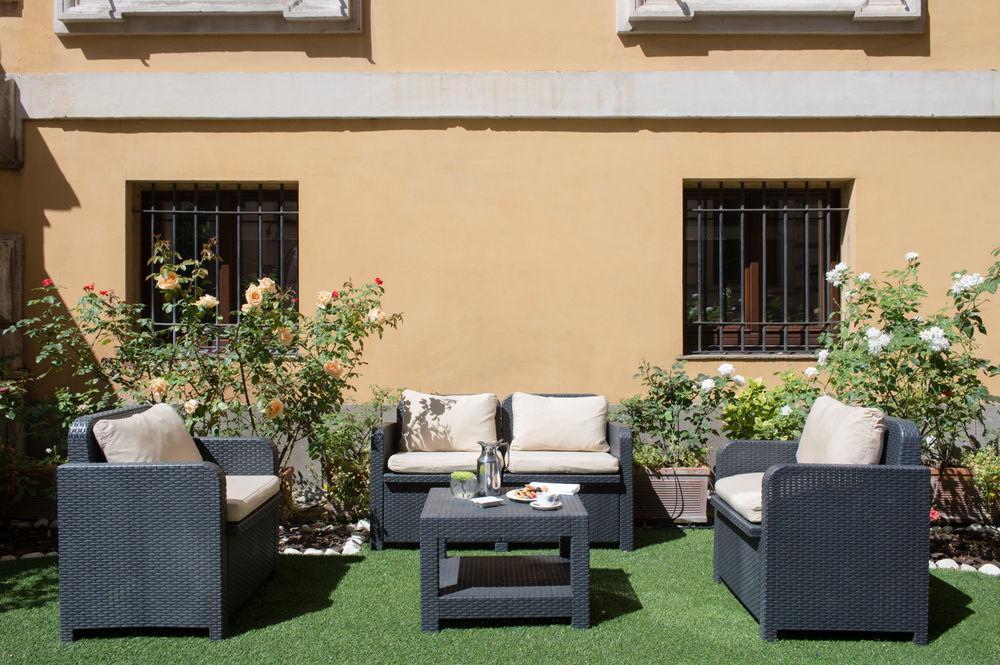 Hotel Rose Garden Palace 4*