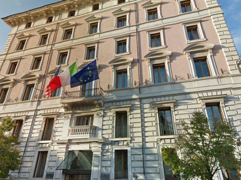 Hotel Rose Garden Palace